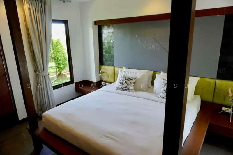 Perla Villa Pattaya, Chon Buri (Pattaya), Poong, Bang Lamung (Pattaya), Chon Buri (Pattaya), 4 Bedrooms, 800 sqm, Villa For Rent, by Sathida Limphasut (App), 500225843 - DDproperty.com