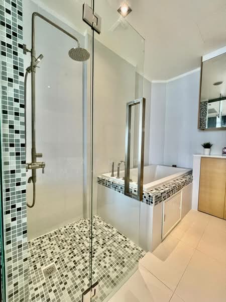 ให้เช่า - Pattaya Modus Beachfront Resort : พัทยา โมดัส บีชฟร้อนท์ รีสอร์ท, ชลบุรี