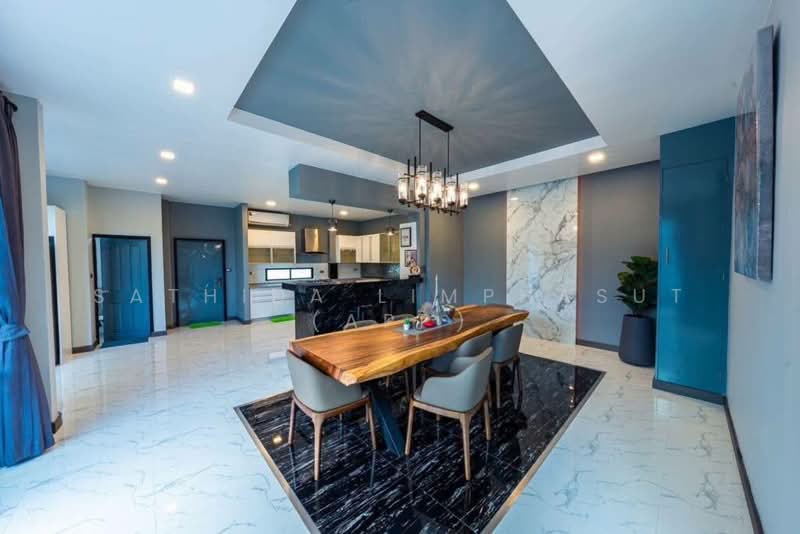 Suksabai Villa, Chon Buri (Pattaya), Soi Suksabai Villa, Bang Lamung, Bang Lamung (Pattaya), Chon Buri (Pattaya), 5 Bedrooms, 280 sqm, Villa For Rent, by Sathida Limphasut (App), 500225857 - DDproperty.com