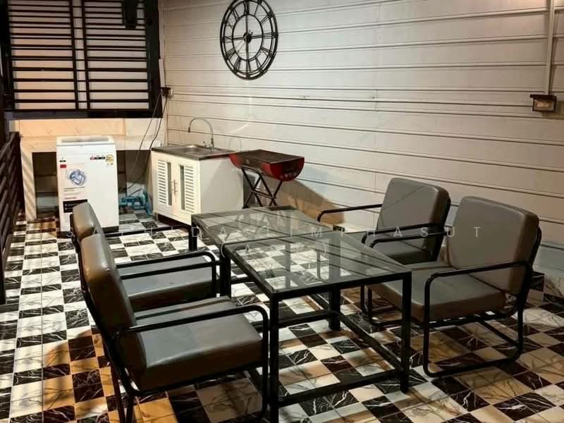 Suksabai Villa, Chon Buri (Pattaya), Soi Suksabai Villa, Bang Lamung, Bang Lamung (Pattaya), Chon Buri (Pattaya), 5 Bedrooms, 280 sqm, Villa For Rent, by Sathida Limphasut (App), 500225857 - DDproperty.com