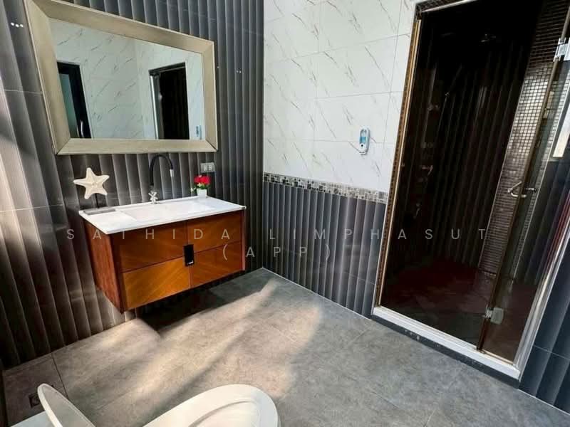 Suksabai Villa, Chon Buri (Pattaya), Soi Suksabai Villa, Bang Lamung, Bang Lamung (Pattaya), Chon Buri (Pattaya), 5 Bedrooms, 280 sqm, Villa For Rent, by Sathida Limphasut (App), 500225857 - DDproperty.com