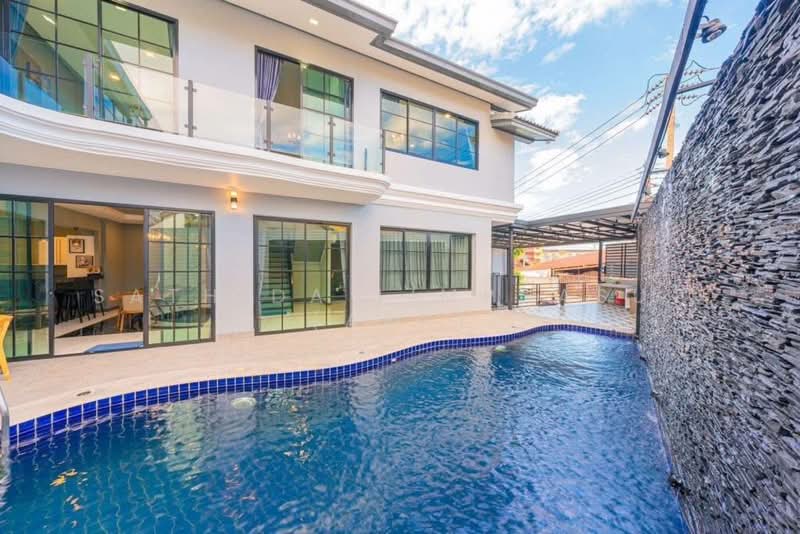 Suksabai Villa, Chon Buri (Pattaya), Soi Suksabai Villa, Bang Lamung, Bang Lamung (Pattaya), Chon Buri (Pattaya), 5 Bedrooms, 280 sqm, Villa For Rent, by Sathida Limphasut (App), 500225857 - DDproperty.com