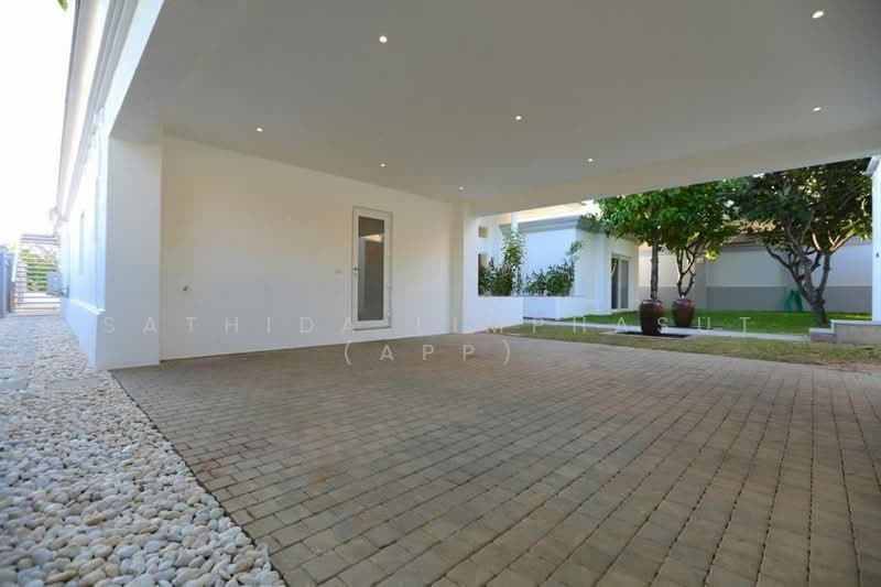 The Prestige at Siam Royal View, Chon Buri (Pattaya), Nong Pru, Bang Lamung (Pattaya), Chon Buri (Pattaya), 5 Bedrooms, 1,050 sqm, Villa For Rent, by Sathida Limphasut (App), 500225858 - DDproperty.com