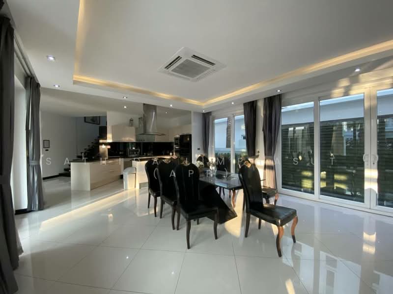 Palm Oasis Villa Pattaya, Chon Buri (Pattaya), Soi Thep Prasit 17, Nong Pru, Bang Lamung (Pattaya), Chon Buri (Pattaya), 5 Bedrooms, 450 sqm, Villa For Rent, by Sathida Limphasut (App), 500225864 - DDproperty.com