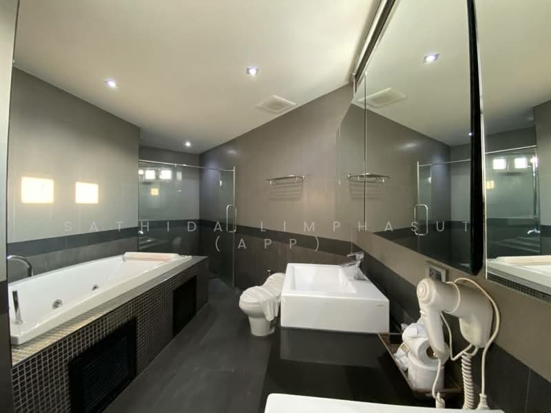 Palm Oasis Villa Pattaya : ปาล์ม โอเอซิส วิลล่า พัทยา, ชลบุรี, ซอยเทพประสิทธิ์ 17, หนองปรือ, บางละมุง, ชลบุรี, 450 ตร.ม., วิลล่า ให้เช่า, โดย Sathida Limphasut (App), 500225864 - DDproperty.com