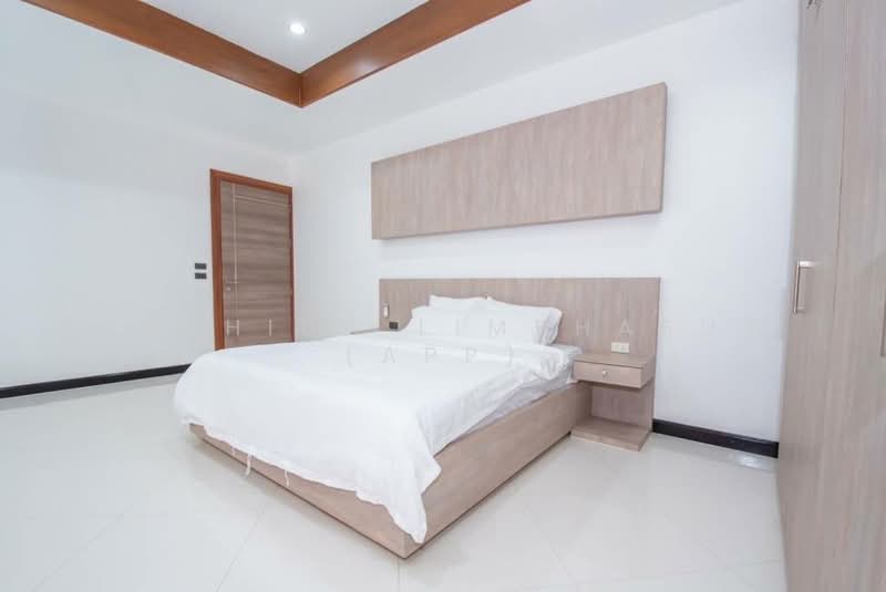 Baan Piam Mongkhon, Chon Buri (Pattaya), Huai Yai, Bang Lamung (Pattaya), Chon Buri (Pattaya), 4 Bedrooms, 350 sqm, Villa For Sale, by Sathida Limphasut (App), 500225868 - DDproperty.com