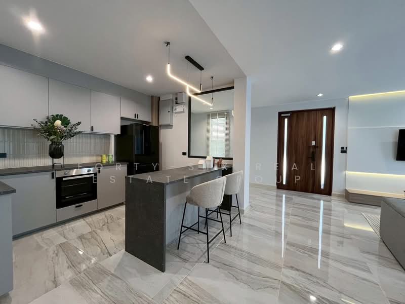 Baan Klang Mueng The Edition Bangna, Samut Prakan, Bang Kaeo, Bang Plee, Samut Prakan, 4 Bedrooms, 320 sqm, Single Detached House For Rent, by Forty-Six Real Estate Group, 500226009 - DDproperty.com