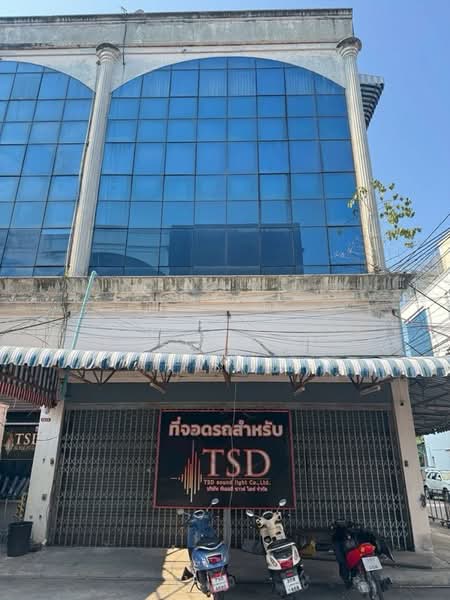 ให้เช่า - ให้เช่าตึกแถวอาคารพาณิช 5ชั้น แถวย่าน อินทามระ ซอย 26, กรุงเทพ