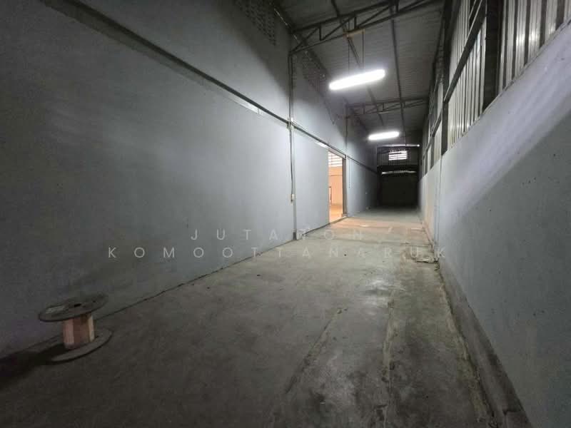 For Rent - ให้เช่า/ขาย โรงงาน โกดัง คลังสินค้า พร้อมออฟฟิศ 2 ชั้น ไฟฟ้า 3 เฟส 100A ซอยเจอาร์ 2 บางน้ำจืด, Samut Sakhon