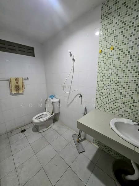 For Rent - ให้เช่า/ขาย โรงงาน โกดัง คลังสินค้า พร้อมออฟฟิศ 2 ชั้น ไฟฟ้า 3 เฟส 100A ซอยเจอาร์ 2 บางน้ำจืด, Samut Sakhon