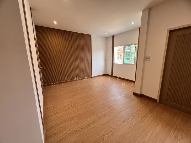บ้านมินิมอล จรัญ 35, Bangkok, Bang Khun Non, Bangkok Noi, Bangkok, 3 Bedrooms, 160 sqm, Townhouse For Sale, by Chalita Chittanant, 500226039 - DDproperty.com