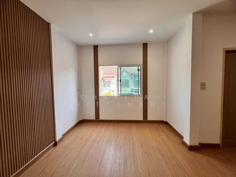 บ้านมินิมอล จรัญ 35, Bangkok, Bang Khun Non, Bangkok Noi, Bangkok, 3 Bedrooms, 160 sqm, Townhouse For Sale, by Chalita Chittanant, 500226039 - DDproperty.com
