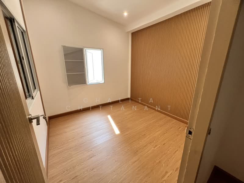 บ้านมินิมอล จรัญ 35, Bangkok, Bang Khun Non, Bangkok Noi, Bangkok, 3 Bedrooms, 160 sqm, Townhouse For Sale, by Chalita Chittanant, 500226039 - DDproperty.com