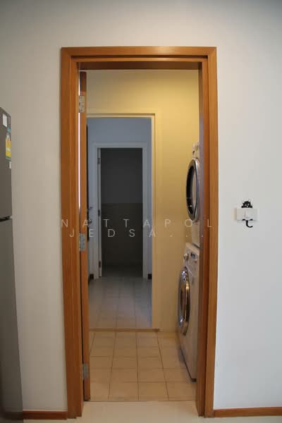 The Emporio Place, Bangkok, 93 Soi Sukhumvit 24, Sukhumvit Road, Khong Tan, Khlong Toei, Bangkok, 3 Bedrooms, 161 sqm, Condo For Rent, by Nattapol Jedsadathitikul, 500226054 - DDproperty.com