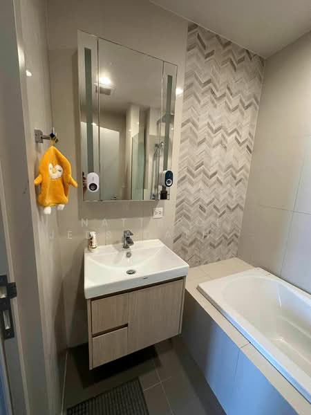 Oka Haus Sukhumvit 36, Bangkok, 3399 Rama 4 Road, Khong Tan, Khlong Toei, Bangkok, 1 Bedroom, 34 sqm, Condo For Rent, by Nattapol Jedsadathitikul, 500226066 - DDproperty.com