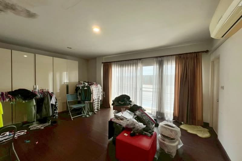 ไอริส เรสซิเดนซ์ ประดิษฐ์มนูธรรม, Bangkok, Khlong Chaokhun Sing, Wang Thonglang, Bangkok, 4 Bedrooms, 150 sqm, Single Detached House For Sale, by คุณบี, 500226071 - DDproperty.com