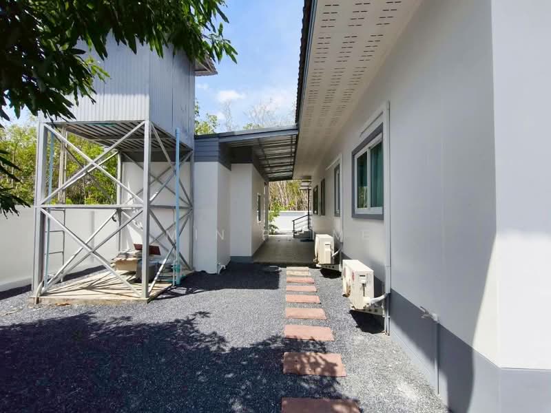 ป่าคลองชีฟ, Phuket, Thep Krasattri, Thalang, Phuket, 5 Bedrooms, 180 sqm, Villa For Rent, by Min Prime, 500226081 - DDproperty.com