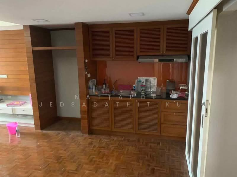 ขาย - Royal Nine Residence : รอยัล ไนน์ เรสซิเดนท์, กรุงเทพ