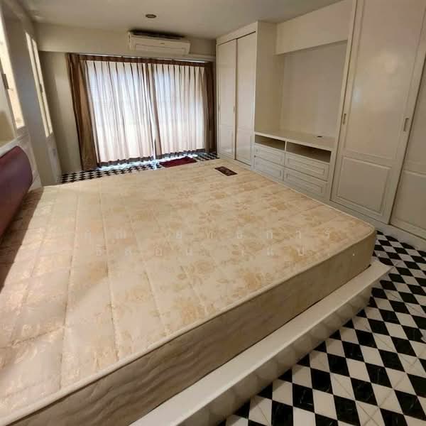 For Sale - Manon Place Condominium, Bangkok