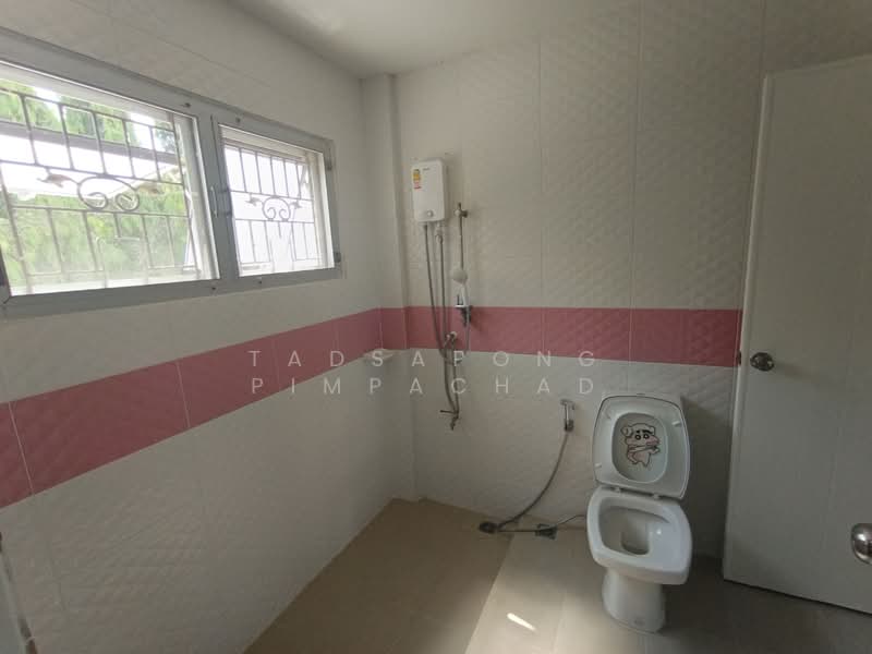 หมู่บ้าน 84 แมนชั่น : Baan 84 Mansion, กรุงเทพ, วังทองหลาง, วังทองหลาง, กรุงเทพ, 250 ตร.ม., ทาวน์เฮ้าส์ ขาย, โดย Tadsapong Pimpachad, 500226166 - DDproperty.com