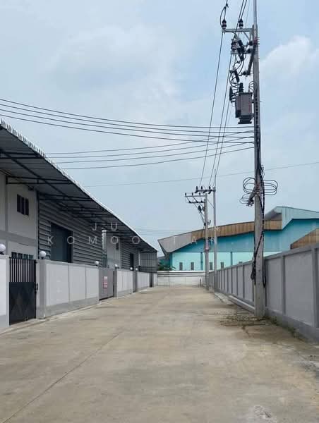 For Rent - ให้เช่า/ขายโรงงาน โกดัง คลังสินค้า ออฟฟิศ 2 ชั้น ขนาดทั้งหมด 700 ตร.ม. เหมาะต่อธุรกิจ ซอยยายแผ้ว, Samut Sakhon