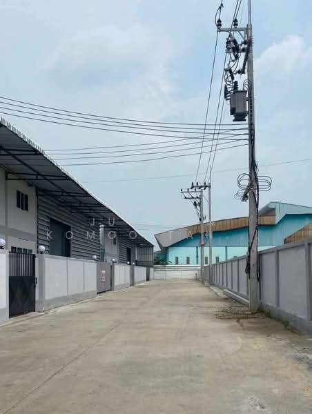 For Rent - ให้เช่า/ขายโรงงาน โกดัง คลังสินค้า ออฟฟิศ 2 ชั้น ขนาดทั้งหมด 700 ตร.ม. เหมาะต่อธุรกิจ ซอยยายแผ้ว, Samut Sakhon
