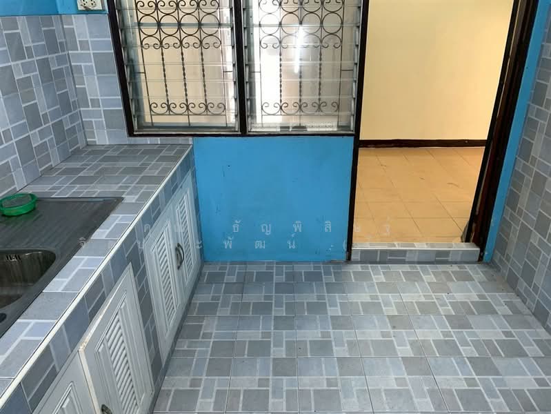 ทาวน์เฮ้าส์ 2 ชั้น 18 ตร.ว. หมู่บ้านสินทรัพย์นคร ใกล้มหาวิทยาลัยนอร์ทกรุงเทพ วิทยาเขตสะพานใหม่, Bangkok, ถนนเทพรักษ์, Anusaowari, Bang Khen, Bangkok, 2 Bedrooms, 90 sqm, Townhouse For Sale, by คุณ ธัญพิสิษฐ์ จิตประพัฒน์ (โซน), 500226186 - DDproperty.com