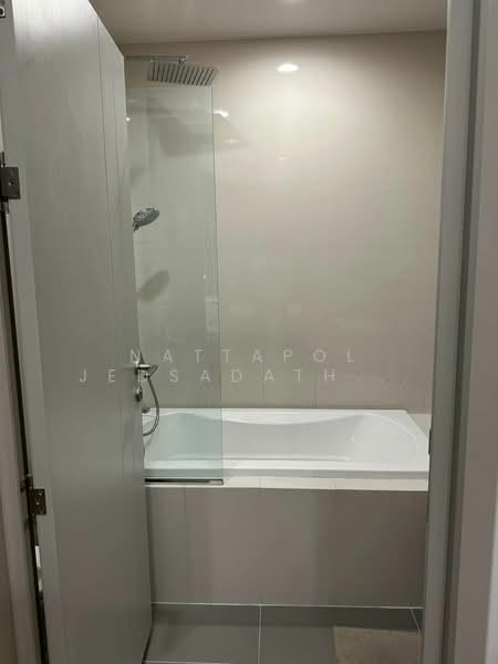 Oka Haus Sukhumvit 36, Bangkok, 3399 Rama 4 Road, Khong Tan, Khlong Toei, Bangkok, 1 Bedroom, 35 sqm, Condo For Rent, by Nattapol Jedsadathitikul, 500226193 - DDproperty.com