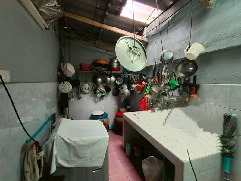 ทาวน์เฮ้าส์ 2 ชั้น 13.3 ตร.ว. ทาวน์เฮ้าส์ ซอยเจริญกรุง55 ถนนเจริญกรุง, Bangkok, ถนนเจริญกรุง, Yan Nawa, Sathon, Bangkok, 2 Bedrooms, 70 sqm, Townhouse For Sale, by คุณ อานนท์ บุญกรม (เซฟ), 500226202 - DDproperty.com