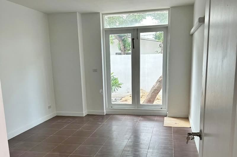 ถนนลาดพร้าว ซอยลาดพร้าว 83, กรุงเทพ, ลาดพร้าว, คลองเจ้าคุณสิงห์, วังทองหลาง, กรุงเทพ, 524 ตร.ม., ทาวน์เฮ้าส์ ขาย, โดย คุณบี, 500226206 - DDproperty.com