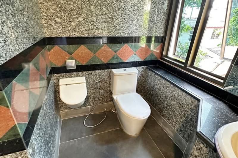 ถนนลาดพร้าว ซอยลาดพร้าว 83, Bangkok, ลาดพร้าว, Khlong Chaokhun Sing, Wang Thonglang, Bangkok, 5 Bedrooms, 524 sqm, Townhouse For Sale, by คุณบี, 500226206 - DDproperty.com