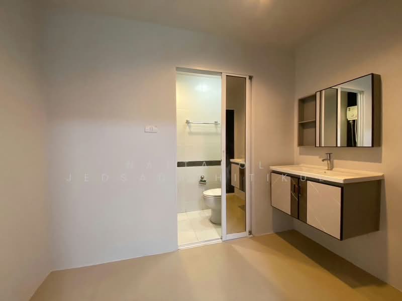 A Space Asoke-Ratchada, Bangkok, 624 Asoke-Dindaeng Road, Din Daeng, Din Daeng, Bangkok, 2 Bedrooms, 72 sqm, Condo For Sale, by Nattapol Jedsadathitikul, 500226209 - DDproperty.com