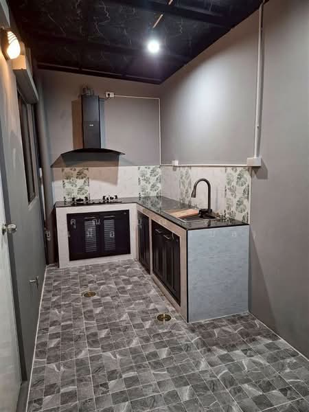 Pleno Ratchapruek-Chaengwattana, Pathum Thani, O Bo Cho Rim Khan Khlong Ko Kriang Road, Bang Khu Wat, Muang Pathum Thani, Pathum Thani, 3 Bedrooms, 100 sqm, Townhouse For Sale, by คุณ บุณรดา ชูเมือง (เบล), 500226220 - DDproperty.com