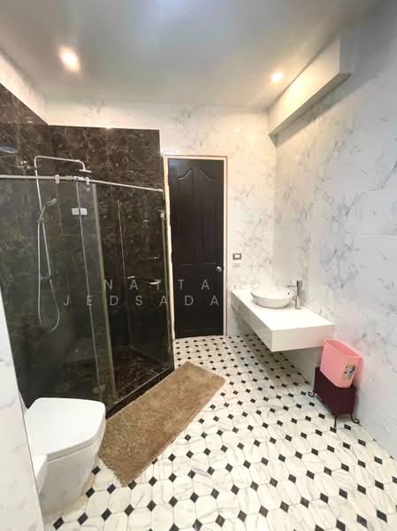 Amanta Ratchada, Bangkok, 77-88 Soi Ratchadaphisek 5, Ratchadaphisek Road, Din Daeng, Din Daeng, Bangkok, 2 Bedrooms, 87 sqm, Condo For Rent, by Nattapol Jedsadathitikul, 500226230 - DDproperty.com