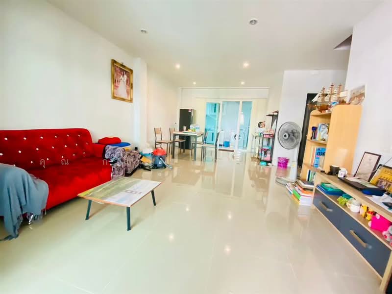 Supalai Pride Wongwaen-Lumlukka Klong 6, Pathum Thani, Bung Kham Proi, Lam Luk Ka, Pathum Thani, 3 Bedrooms, 113 sqm, Townhouse For Sale, by คุณ กัญญ์ชญา คารมดี (จิ๋ว), 500226247 - DDproperty.com