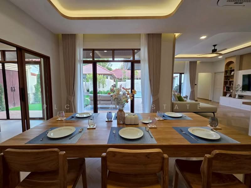 Bedroom Pool Villa for Rent in Huai Yai, Chon Buri (Pattaya), Bang Lamung, Bang Lamung (Pattaya), Chon Buri (Pattaya), 4 Bedrooms, 480 sqm, Villa For Rent, by PLC Real Estate, 500226254 - DDproperty.com