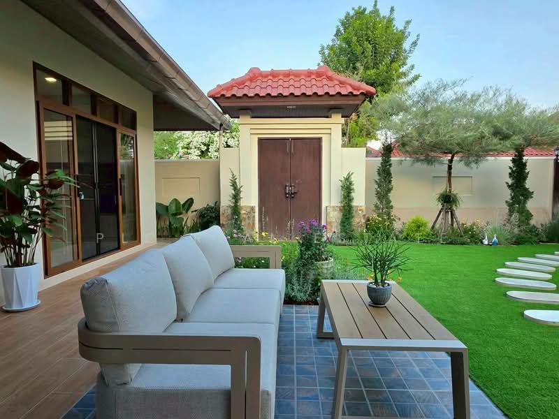 วิลล่า 4 ห้องนอนพร้อมสระว่ายน้ำให้เช่าในห้วยใหญ่, ชลบุรี, บางละมุง, บางละมุง, ชลบุรี, 480 ตร.ม., วิลล่า ให้เช่า, โดย PLC Real Estate, 500226254 - DDproperty.com