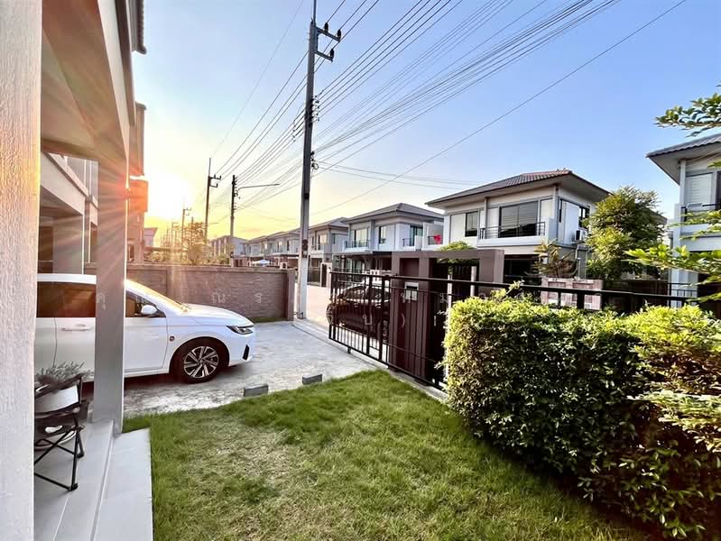 The Plant Rangsit Klong 4-Wongwaen, Pathum Thani, 53-1 Rangsit-Nakhon Nayok Road, Khlong Si, Khlong Luang, Pathum Thani, 3 Bedrooms, 150 sqm, Semi-Detached House (Twin House) For Sale, by คุณ ณรฎา หมวดหรี่ (จิ๊บ), 500226262 - DDproperty.com