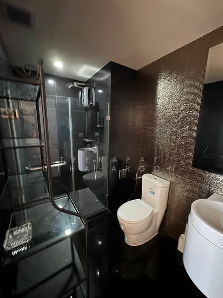 Rhythm Sukhumvit 36-38, Bangkok, 55 Soi Sukhumvit 36, Sukhumvit Road, Phra Kanong, Khlong Toei, Bangkok, 2 Bedrooms, 55 sqm, Condo For Rent, by Teerapat Utha-aroon, 500226269 - DDproperty.com