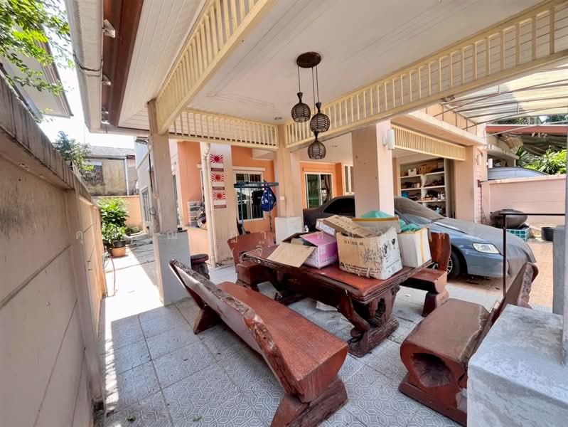 หมู่บ้านปรีชา ราม1 ใกล้แยกมีสทีน ถนนรามคำแหง, Bangkok, ถนนรามคำแหง, Saphan Sung, Saphan Sung, Bangkok, 4 Bedrooms, 190 sqm, Semi-Detached House (Twin House) For Sale, by คุณ ณรฎา หมวดหรี่ (จิ๊บ), 500226273 - DDproperty.com