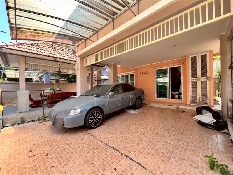 หมู่บ้านปรีชา ราม1 ใกล้แยกมีสทีน ถนนรามคำแหง, Bangkok, ถนนรามคำแหง, Saphan Sung, Saphan Sung, Bangkok, 4 Bedrooms, 190 sqm, Semi-Detached House (Twin House) For Sale, by คุณ ณรฎา หมวดหรี่ (จิ๊บ), 500226273 - DDproperty.com