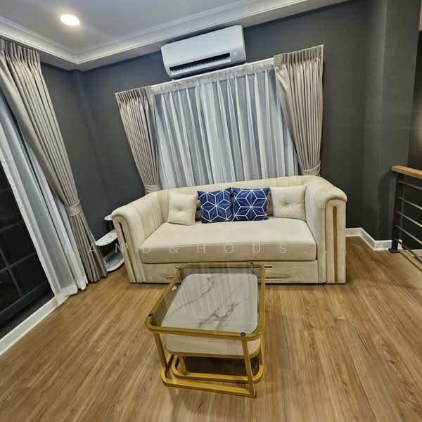 Centro Bangna, Samut Prakan, 111 Soi 3, Bang Kaeo, Bang Plee, Samut Prakan, 4 Bedrooms, 300 sqm, Single Detached House For Rent, by YTD Land&houses Real Estate Agency, 500226287 - DDproperty.com
