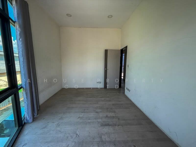 Home office in Sriracha (Bueng) ready for immediate use and business operation., Chon Buri (Pattaya), Bueng, Si Racha, Chon Buri (Pattaya), , 300 sqm, Office Space For Sale, by A House Property Co.,Ltd., 500226294 - DDproperty.com