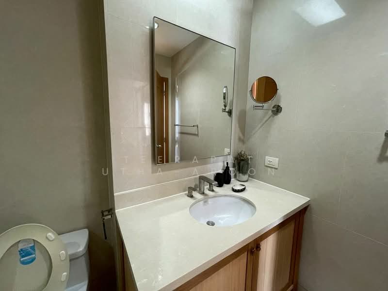 The Emporio Place, Bangkok, 93 Soi Sukhumvit 24, Sukhumvit Road, Khong Tan, Khlong Toei, Bangkok, 1 Bedroom, 49 sqm, Condo For Rent, by Teerapat Utha-aroon, 500226297 - DDproperty.com