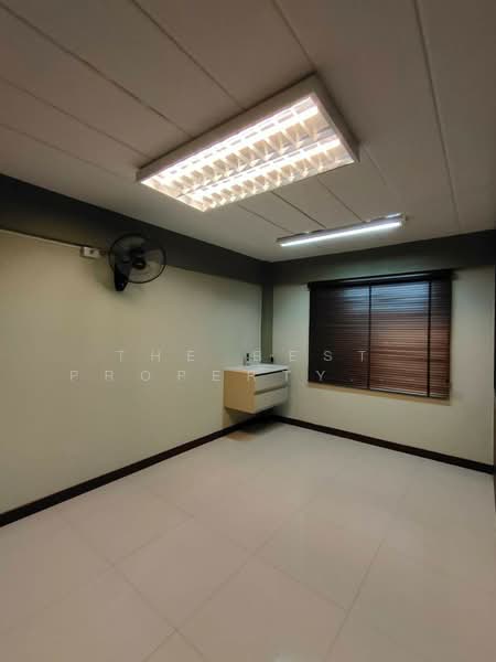 หมู่บ้านรื่นฤดี รามคำแหง180, Bangkok, Min Buri, Min Buri, Bangkok, , 174 sqm, Shophouse For Sale, by The Best Property  ณัฐ, 500226298 - DDproperty.com