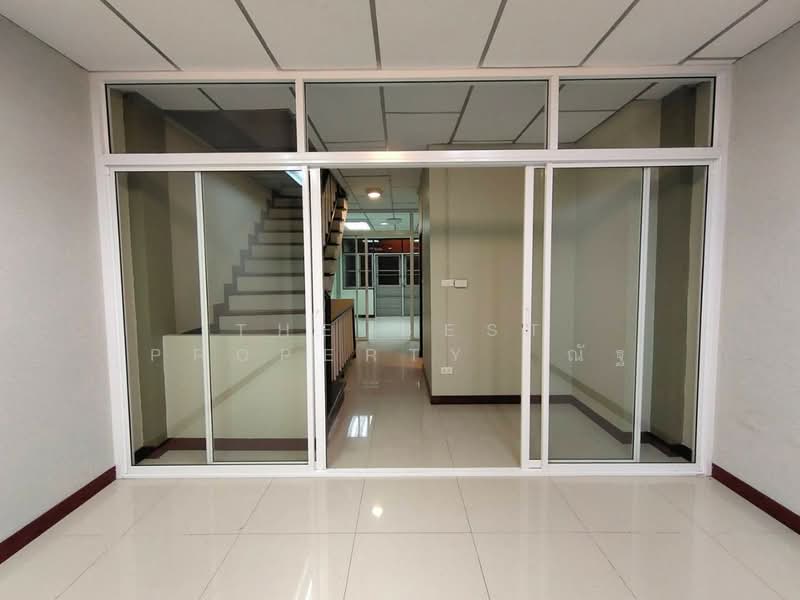 หมู่บ้านรื่นฤดี รามคำแหง180, Bangkok, Min Buri, Min Buri, Bangkok, , 174 sqm, Shophouse For Sale, by The Best Property  ณัฐ, 500226298 - DDproperty.com