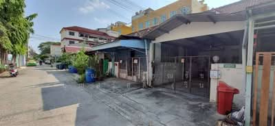 ขาย - ทาวน์เฮ้าส์ 2 ชั้น 21.6 ตร.ว. ทาวน์เฮ้าส์ ซอยลาดพร้าว122 แยก19, 25 ใกล้สนามกีฬาแห่งประเทศไทย, กรุงเทพ