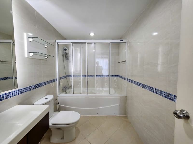 Life @ Sukhumvit 67, Bangkok, - Soi Sukhumvit 67 Sukhumvit Road, Phra Kanong Nua, Watthana, Bangkok, 2 Bedrooms, 61 sqm, Condo For Rent, by Teerapat Utha-aroon, 500226319 - DDproperty.com