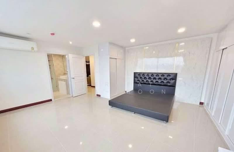 President Park Sukhumvit 24, Bangkok, 99 Sukhumvit 24 Alley, Khlongtoei Nua, Watthana, Bangkok, 3 Bedrooms, 223 sqm, Condo For Rent, by Teerapat Utha-aroon, 500226328 - DDproperty.com