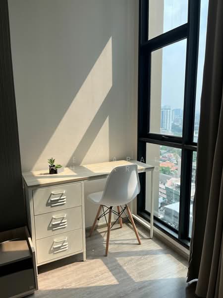 Rhythm Ekkamai, Bangkok, 11 Soi Sukhumvit 63, Khlongtoei Nua, Watthana, Bangkok, 1 Bedroom, 30 sqm, Condo For Rent, by Teerapat Utha-aroon, 500226343 - DDproperty.com